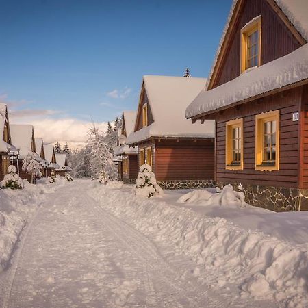 Chalupky Pred Bielym Hotel Liptovský Ján Esterno foto